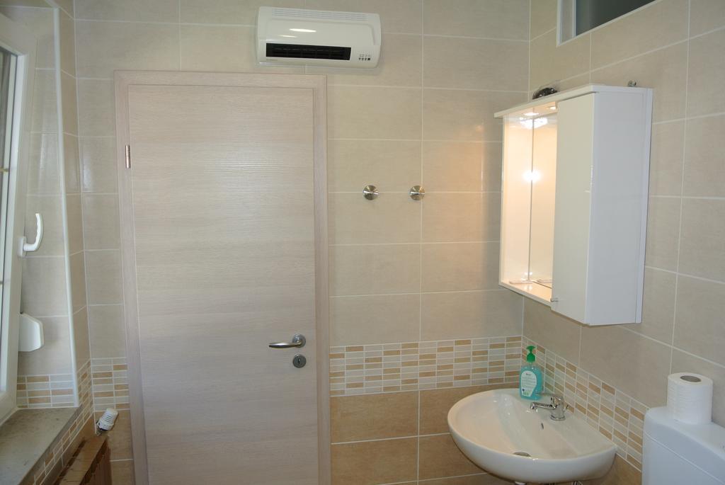 Apartmaji Nika Izola Ngoại thất bức ảnh