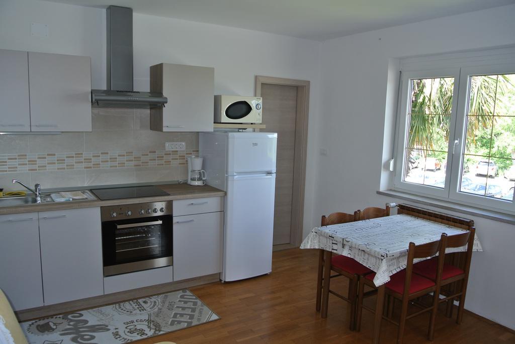 Apartmaji Nika Izola Ngoại thất bức ảnh